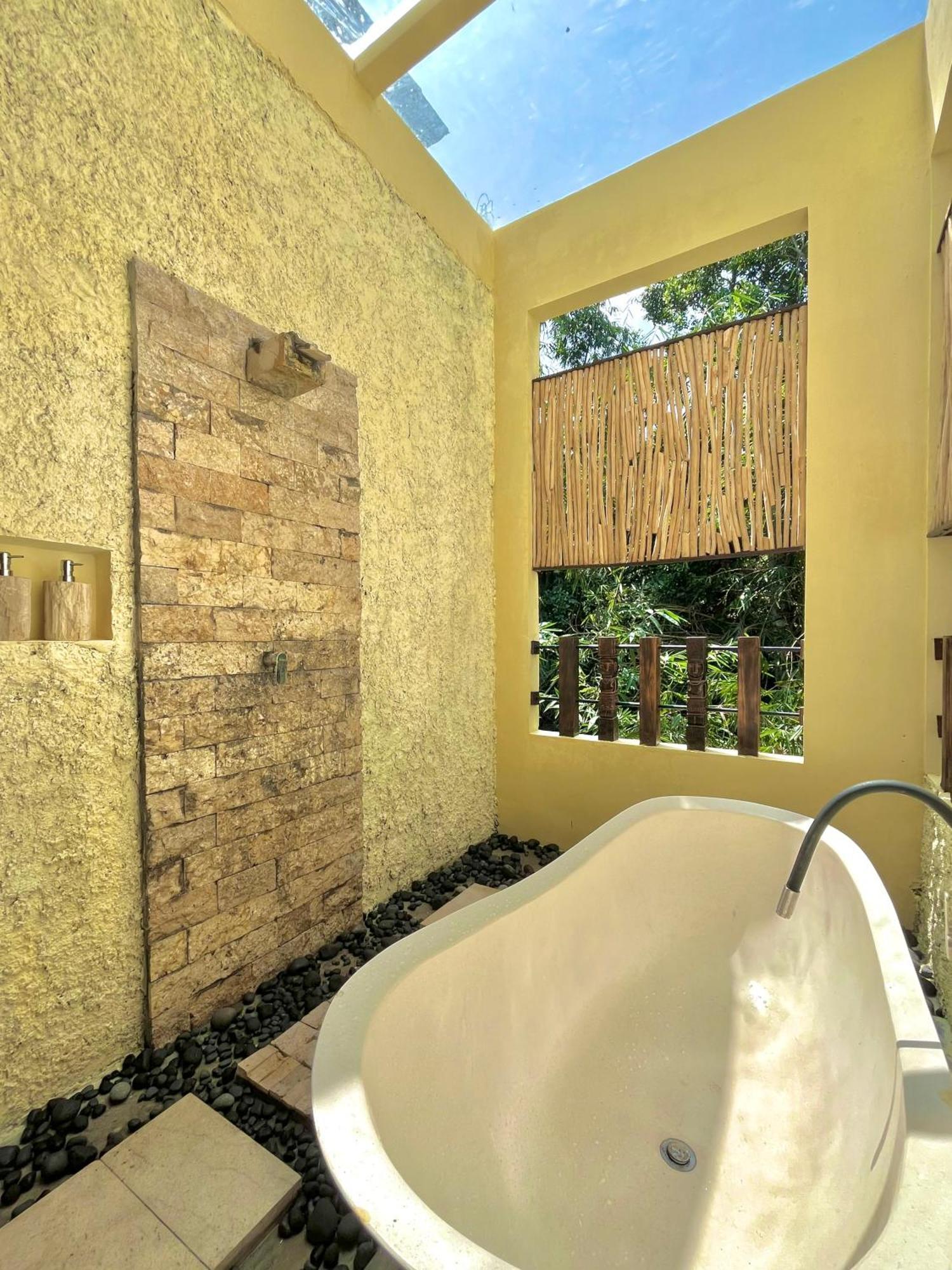 Bamboo Oasis Hotel Ubud  Exterior photo